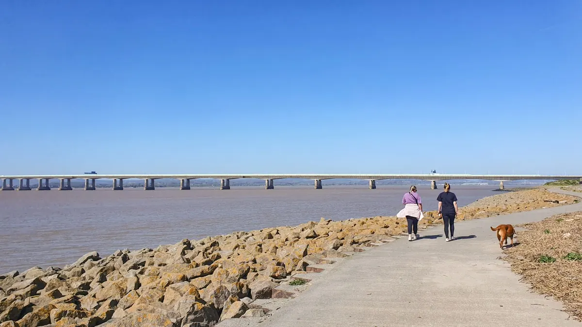 Book Review: The Salt Path by Raynor Winn – A UK Coastal Memoir of Homelessness and Hope
