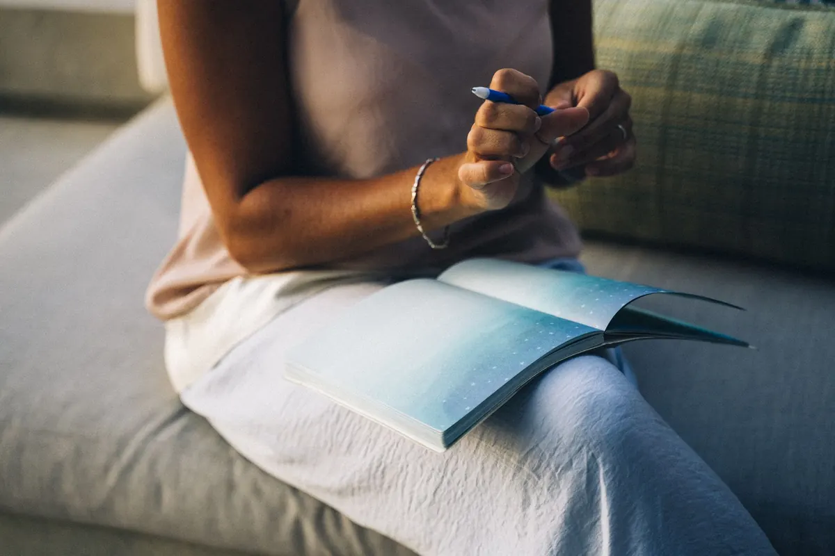 Common Mistakes in Memoir Writing (and How to Fix Them)