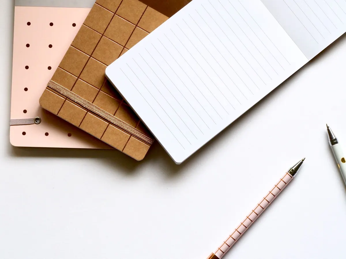 Showing versus Telling in Fiction: A Checklist for UK Writers
